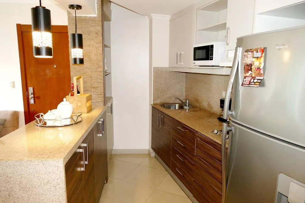 Apartamento Ecusuites Riverfront L Balcony Guayaquil Ecuador