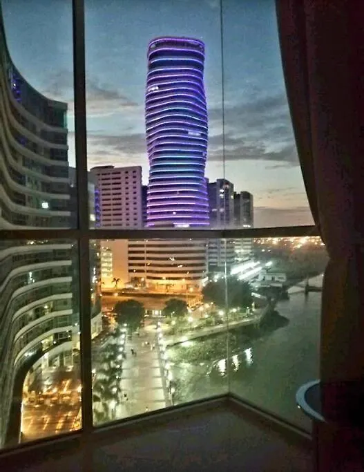 Ecusuites Riverfront L Balcony Guayaquil