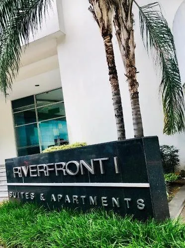 Ecusuites Riverfront L Balcony Guayaquil